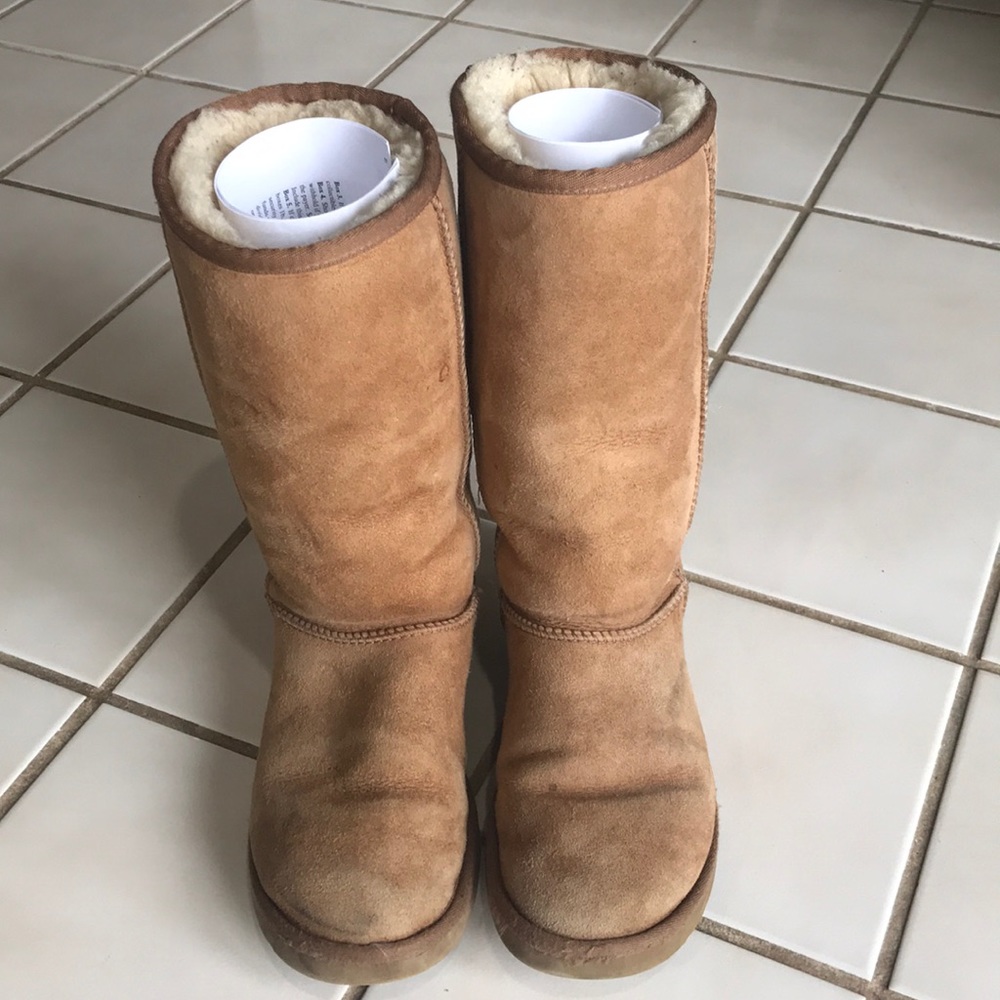 Ugg classic Tall boots SZ 7